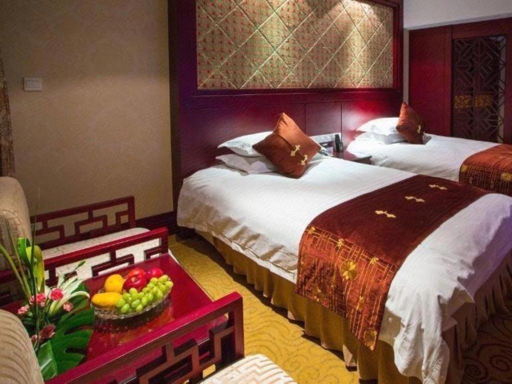 Feicheng Blossom Hotel Exterior photo