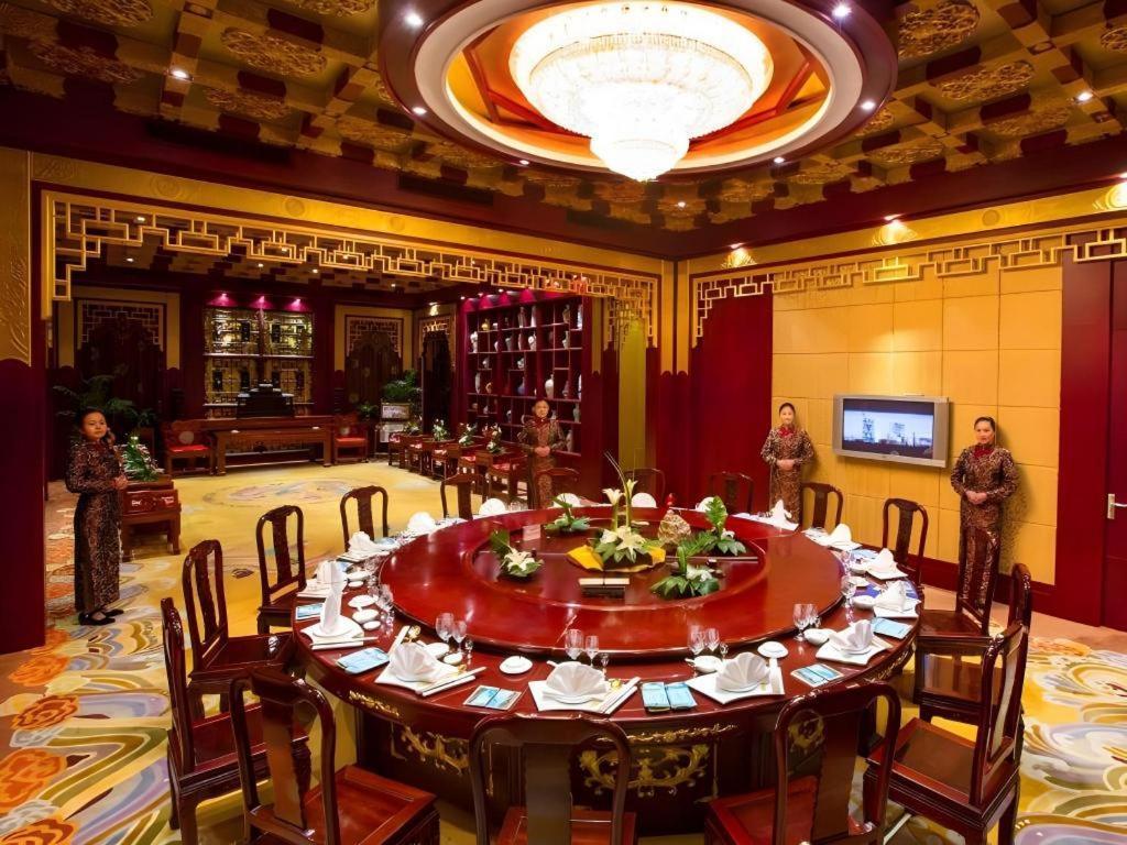 Feicheng Blossom Hotel Exterior photo