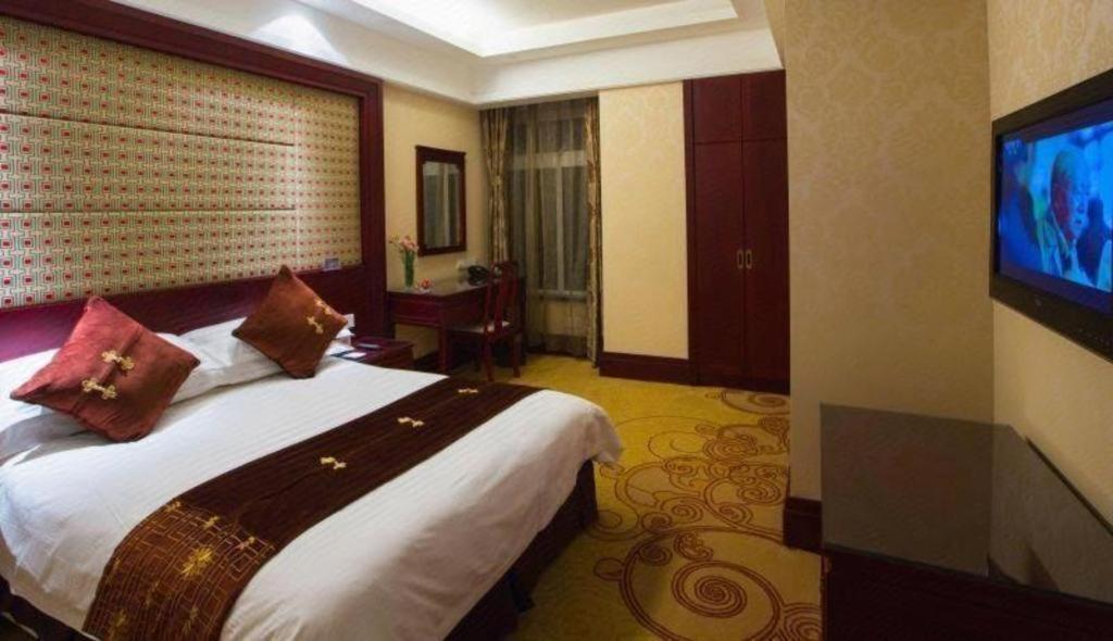 Feicheng Blossom Hotel Exterior photo